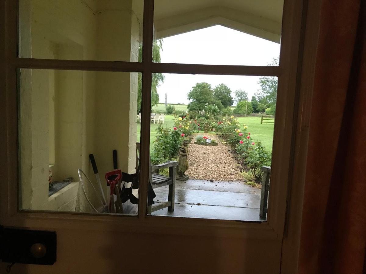 The Manor Farm Alderton Villa Chippenham  Ngoại thất bức ảnh